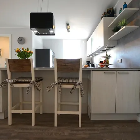 Bernstein & Breakfast 12 Lägenhet