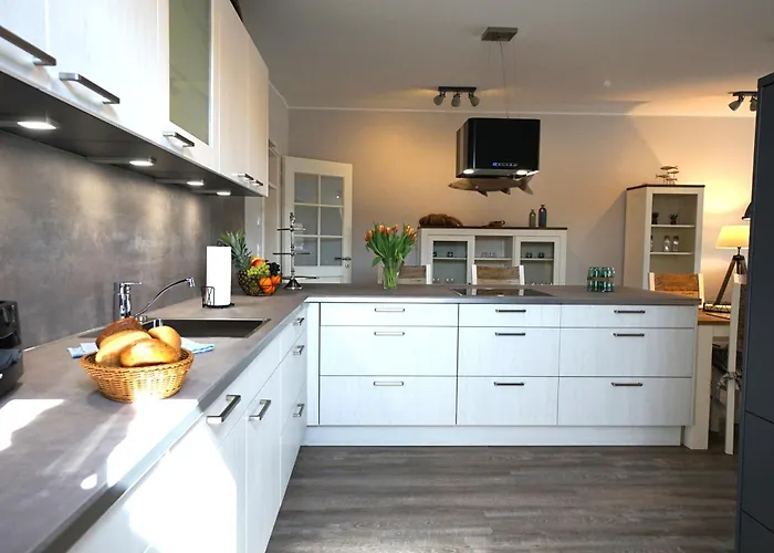 Bernstein & Breakfast 12 Lägenhet